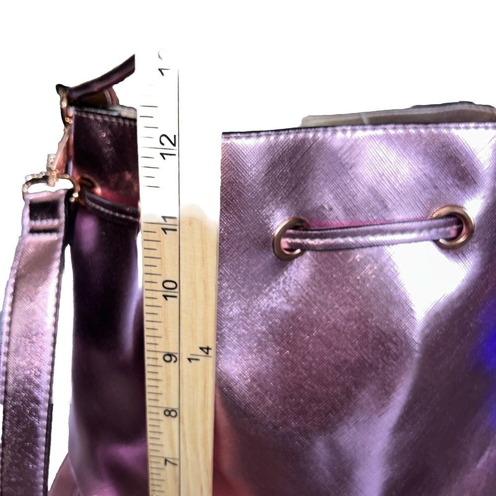 Metallic Pink‎ Drawstring Bucket Bag - Picture 6 of 10